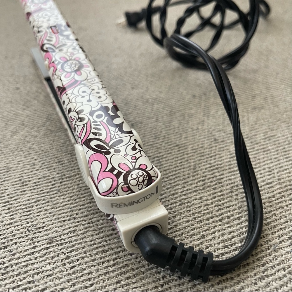 Remington Pink and White Floral Straighter - Picture 4 of 4